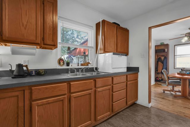 868 Lawndale Avenue, Columbus, OH 43207