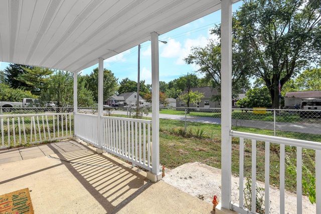 868 Lawndale Avenue, Columbus, OH 43207