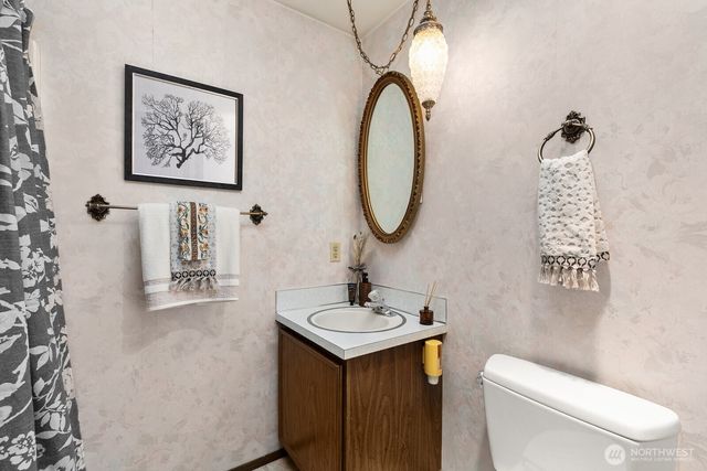 26301 Woodland Way S, Kent, WA 98030