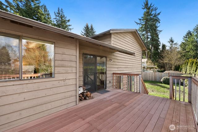 26301 Woodland Way S, Kent, WA 98030