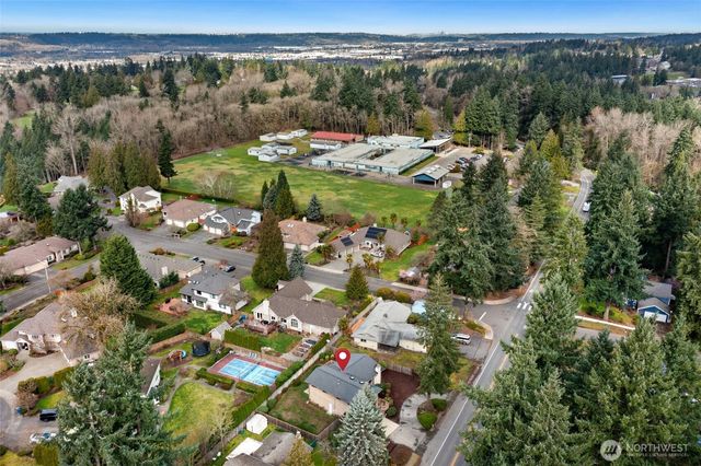 26301 Woodland Way S, Kent, WA 98030