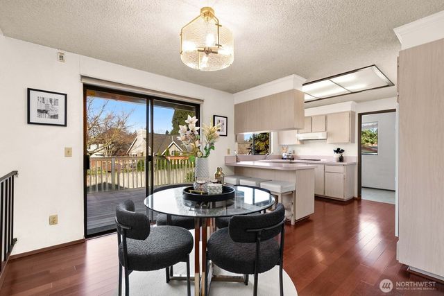 26301 Woodland Way S, Kent, WA 98030