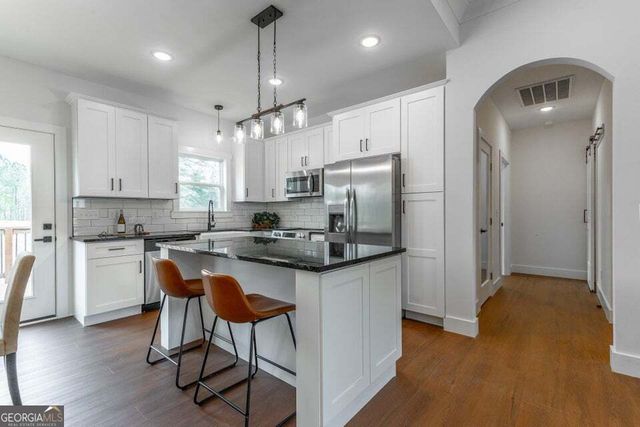 282 Glade Road, Rossville, GA 30741
