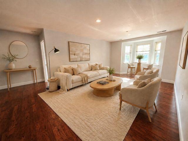 120 Wyllis Ave 222, Everett, MA 02149
