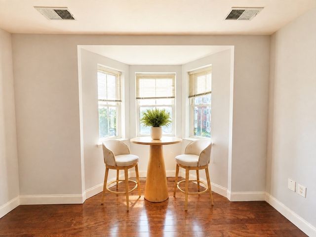 120 Wyllis Ave 222, Everett, MA 02149