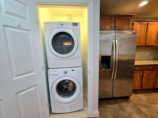 120 Wyllis Ave 222, Everett, MA 02149