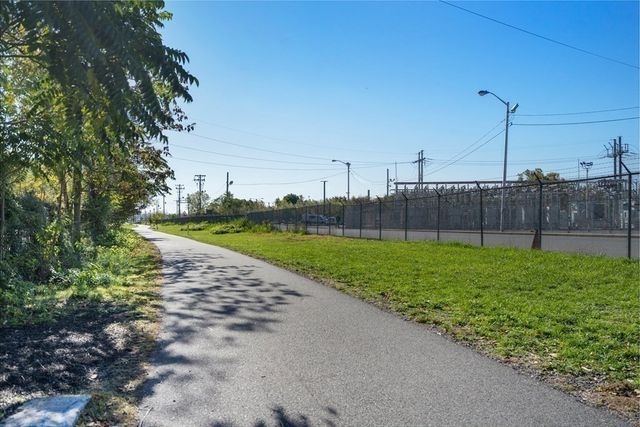120 Wyllis Ave 222, Everett, MA 02149