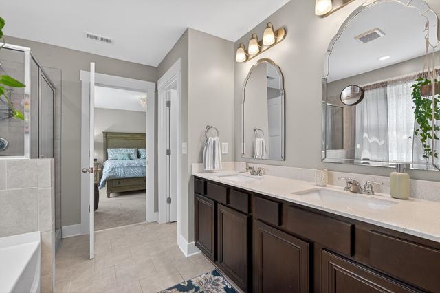 225 Grand River Lane, Simpsonville, SC 29681