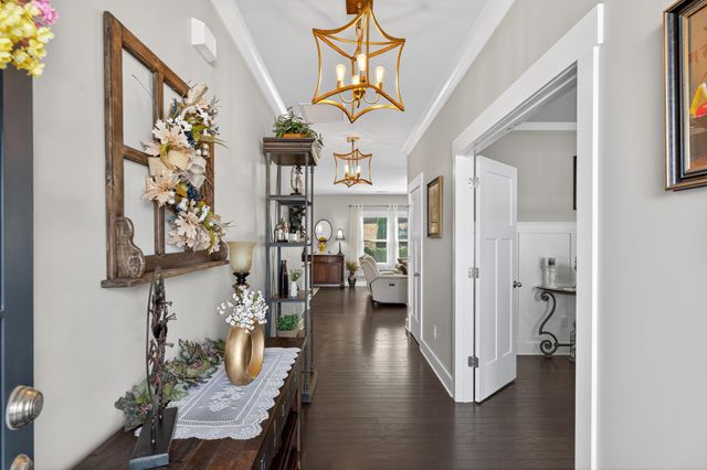 225 Grand River Lane, Simpsonville, SC 29681
