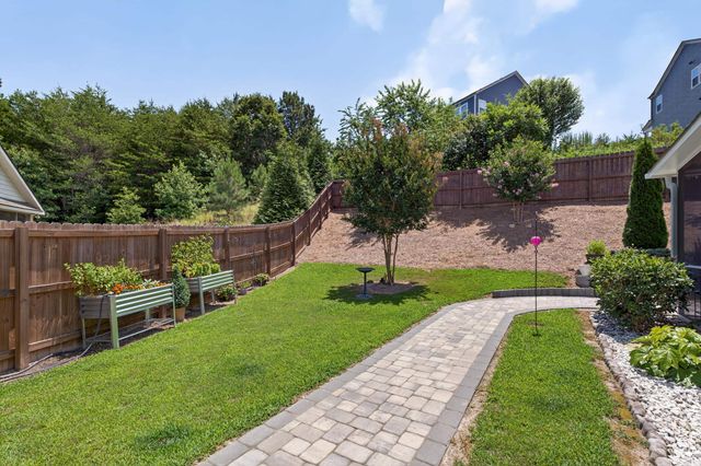 225 Grand River Lane, Simpsonville, SC 29681