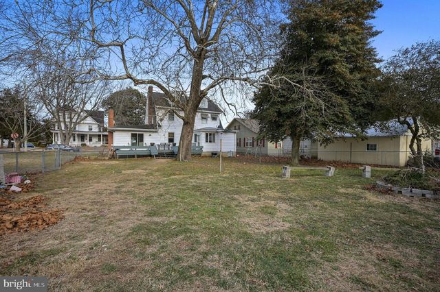 104 E THIRD ST, Wyoming, DE 19934