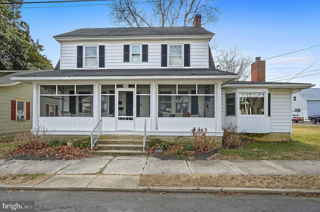 104 E THIRD ST, Wyoming, DE 19934