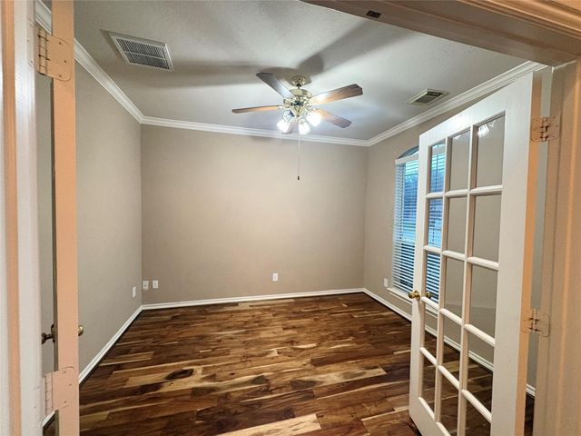 3126 Springdale Drive, Pearland, TX 77584