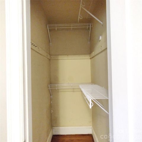 1239 E Worthington Avenue, Charlotte, NC 28203