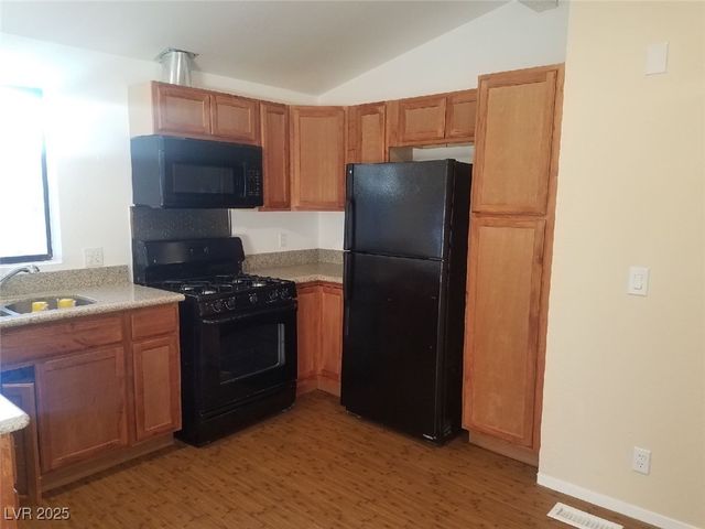 5583 Hobble Creek Drive, Las Vegas, NV 89120