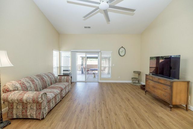 1201 Crater Ave, Modesto, CA 95351