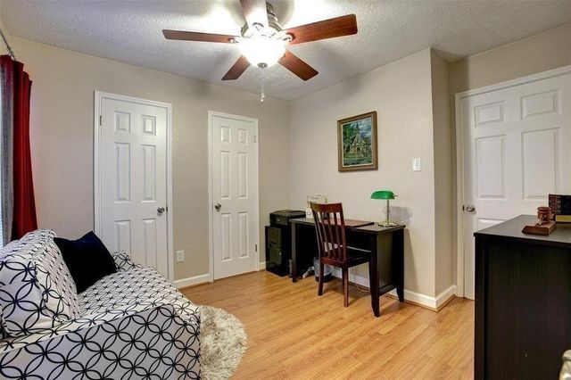 3515 Meadowcrest Lane, Sugar Land, TX 77478