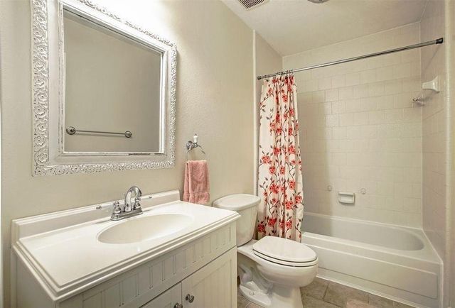 3515 Meadowcrest Lane, Sugar Land, TX 77478