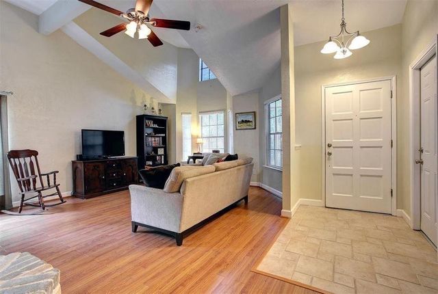 3515 Meadowcrest Lane, Sugar Land, TX 77478