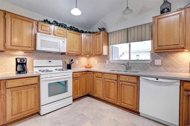 3515 Meadowcrest Lane, Sugar Land, TX 77478