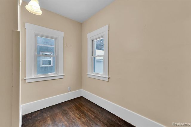 511 N Martin Luther King Jr Boulevard, Lansing, MI 48915