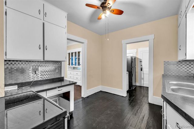 511 N Martin Luther King Jr Boulevard, Lansing, MI 48915