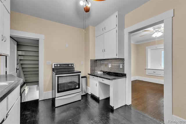 511 N Martin Luther King Jr Boulevard, Lansing, MI 48915