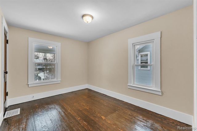 511 N Martin Luther King Jr Boulevard, Lansing, MI 48915