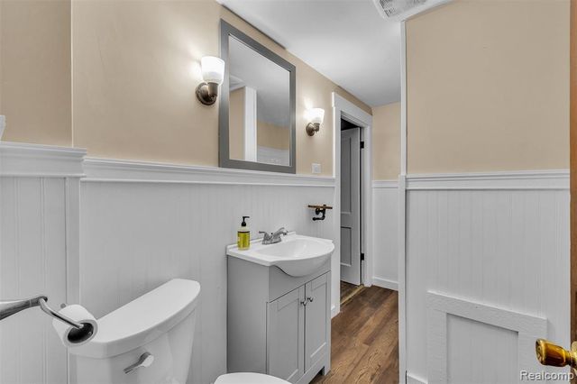 511 N Martin Luther King Jr Boulevard, Lansing, MI 48915