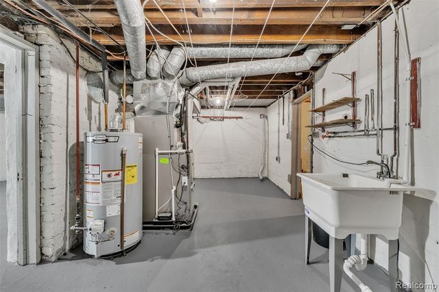 511 N Martin Luther King Jr Boulevard, Lansing, MI 48915