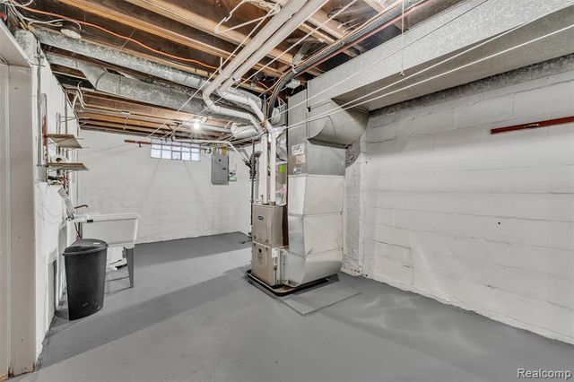 511 N Martin Luther King Jr Boulevard, Lansing, MI 48915