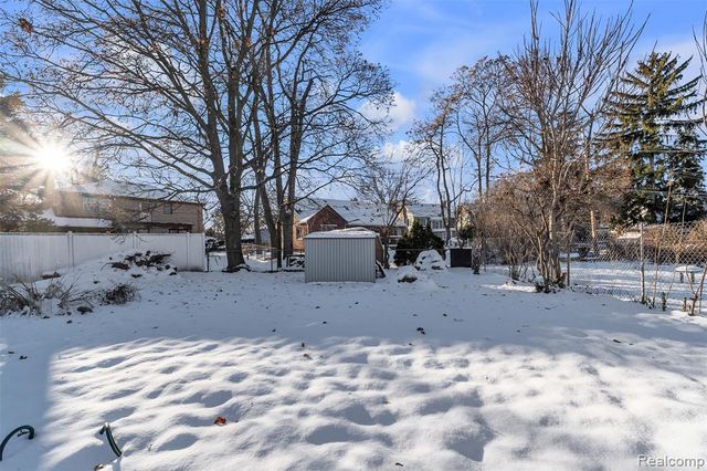 511 N Martin Luther King Jr Boulevard, Lansing, MI 48915