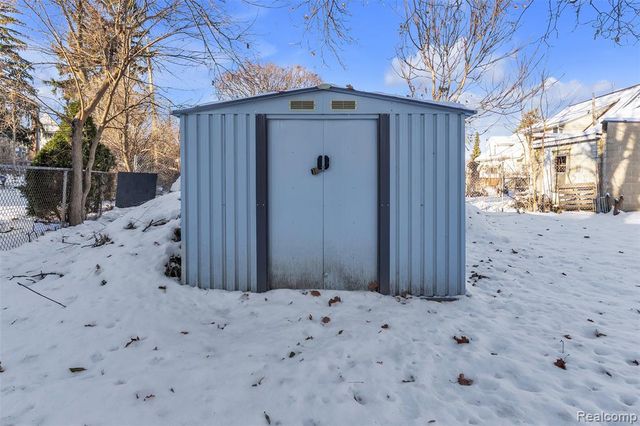 511 N Martin Luther King Jr Boulevard, Lansing, MI 48915