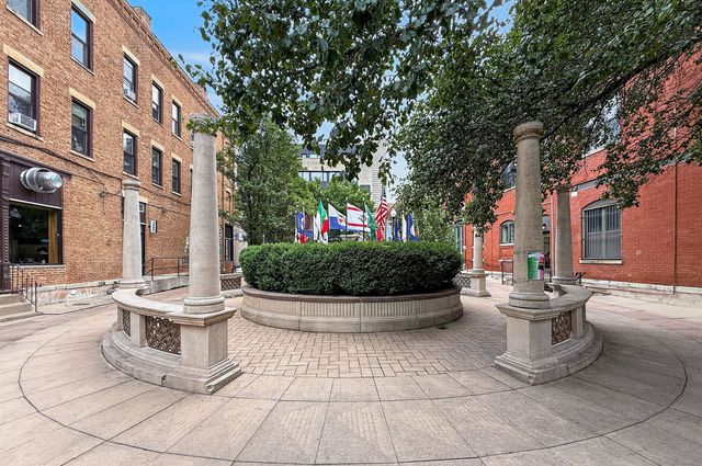 1422 W TAYLOR Street 3, Chicago, IL 60607