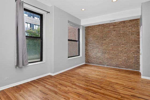1422 W TAYLOR Street 3, Chicago, IL 60607