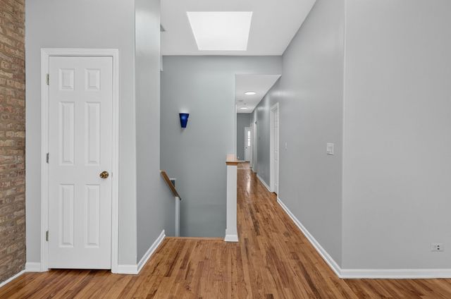 1422 W TAYLOR Street 3, Chicago, IL 60607