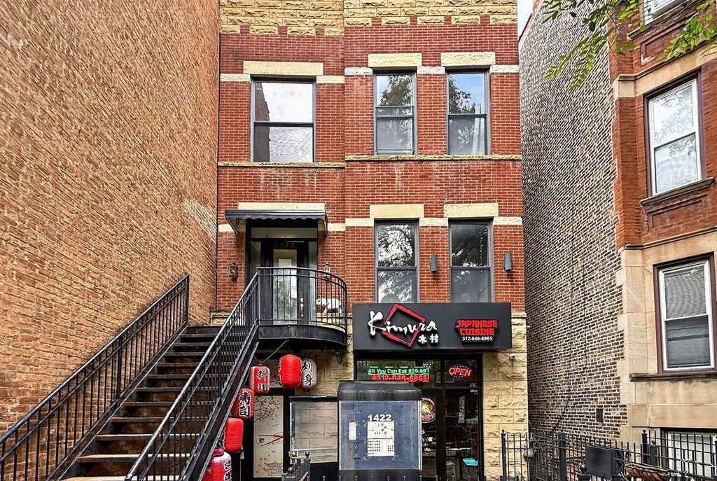 1422 W TAYLOR Street 3, Chicago, IL 60607