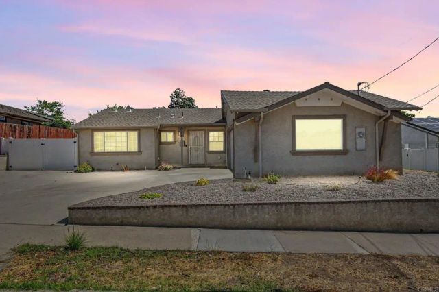 8378 Lake Ashwood Avenue, San Diego, CA 92119