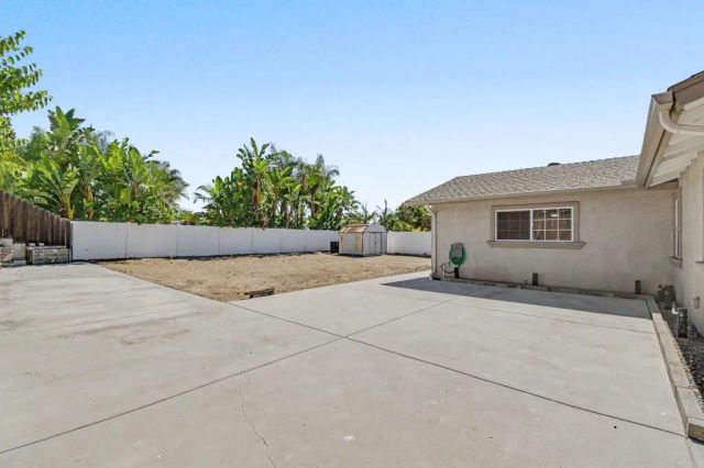 8378 Lake Ashwood Avenue, San Diego, CA 92119