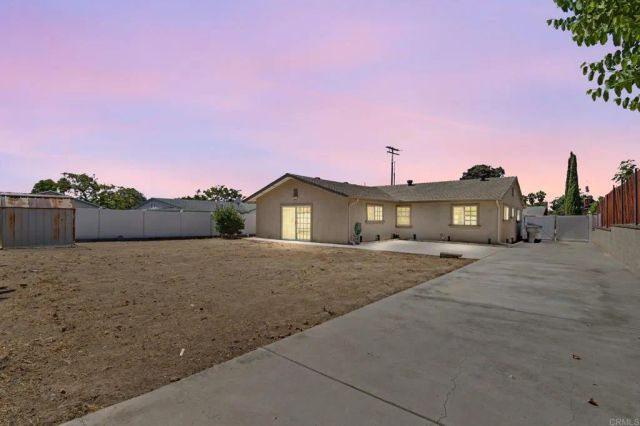 8378 Lake Ashwood Avenue, San Diego, CA 92119