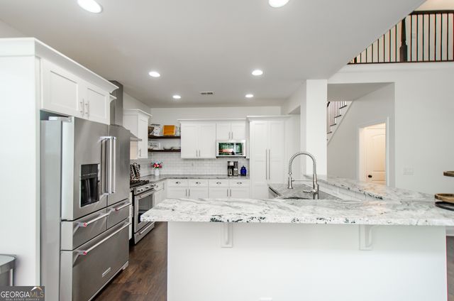 214 Fountain Oak Way, Canton, GA 30114