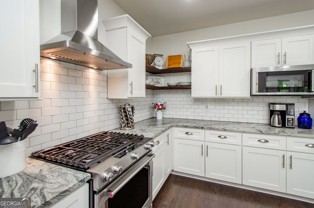 214 Fountain Oak Way, Canton, GA 30114