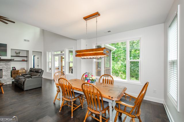 214 Fountain Oak Way, Canton, GA 30114