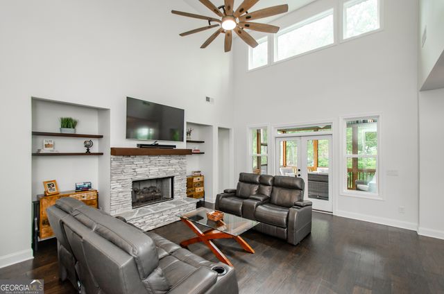 214 Fountain Oak Way, Canton, GA 30114