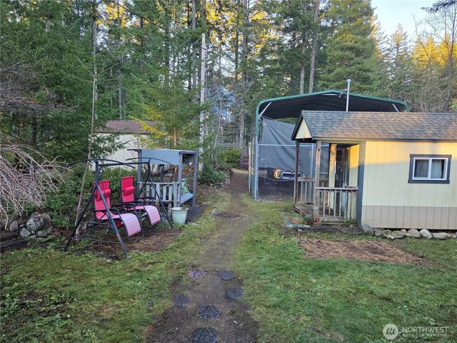 111 NE Mountain View Place, Tahuya, WA 98588