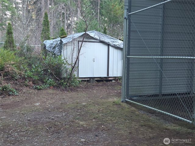 111 NE Mountain View Place, Tahuya, WA 98588