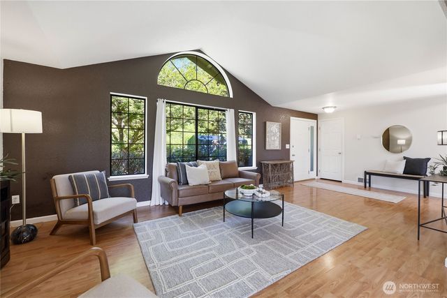 3806 NW Orilla Street, Poulsbo, WA 98370