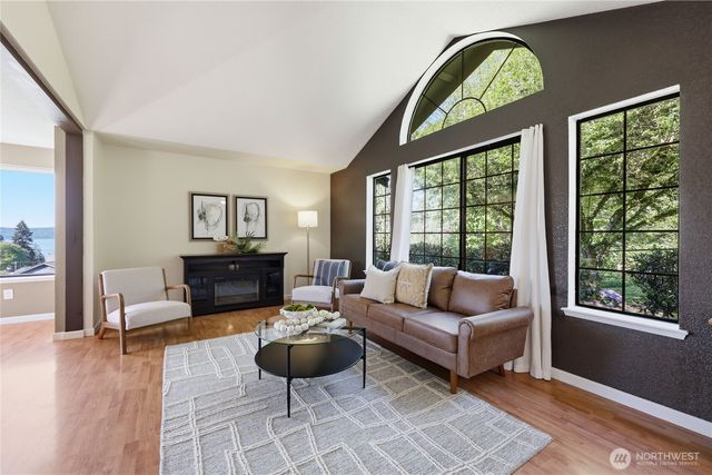 3806 NW Orilla Street, Poulsbo, WA 98370