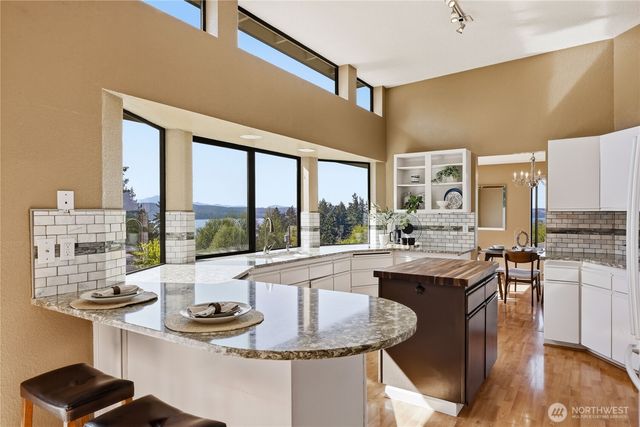 3806 NW Orilla Street, Poulsbo, WA 98370