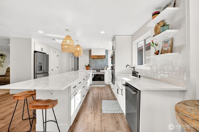 16227 SE 224th Street, Kent, WA 98042